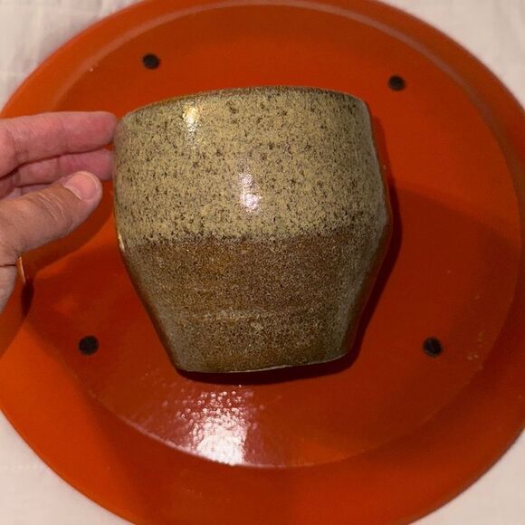 Artist Signed Handmade Clay Pot Pottery Tan Brown - Picture 5 of 6